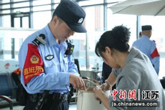 物品遺失類警情高發(fā)_徐州鐵路公安處雙節(jié)出行安全提示_出行提示