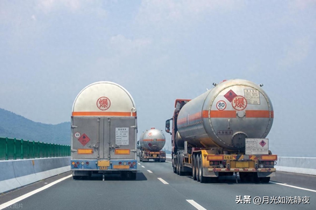 ?；奋嚱袇^(qū)域_危化品運輸車限行通知_限行