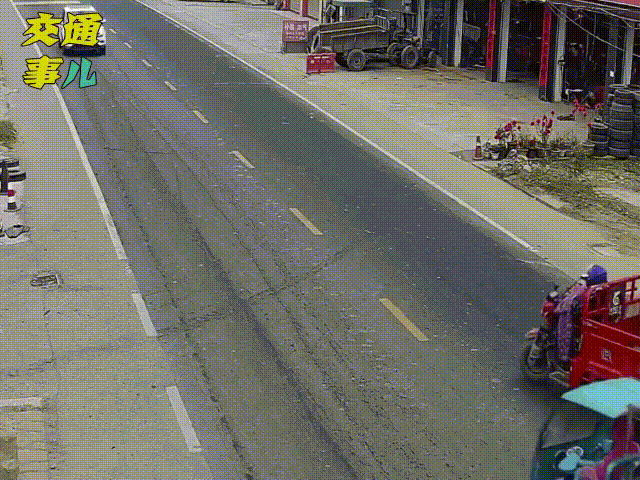 農用車非法載人危害_出行提示_農用車貨運安全