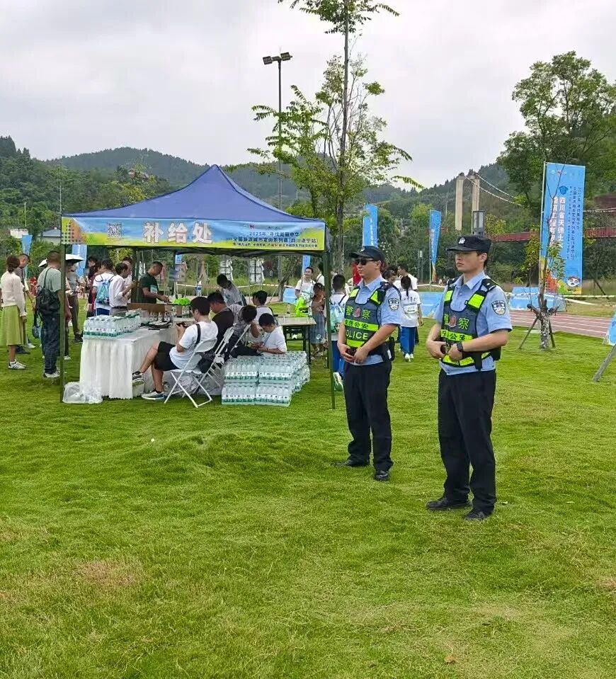 國慶節(jié)高速免費(fèi)通行時(shí)間_出行提示_國慶中秋雙節(jié)出行安全提示